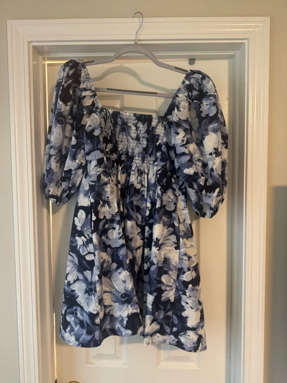 Abercrombie and Fitch Emerson Floral Mini Dress | Puff Sleeves | NWT | Medium - Picture 5 of 5